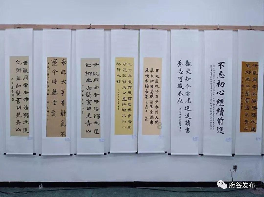 现在的年轻人为什么那么注重钱？游戏画面
